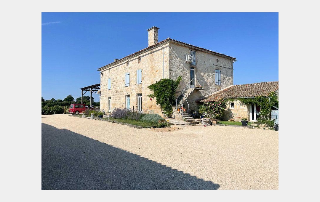 Agence Immobilière Berland Bennett : Maison / Villa | SAUZE-VAUSSAIS (79190) | 300 m2 | 359 500 € 