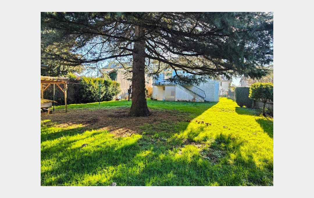 Agence Immobilière Berland Bennett : Maison / Villa | SAUZE-VAUSSAIS (79190) | 113 m2 | 103 550 € 
