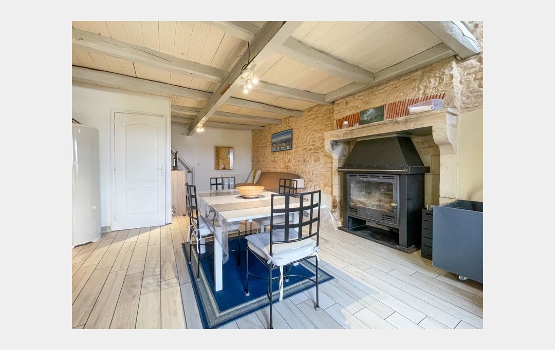 Agence Immobilière Berland Bennett : Maison / Villa | CIVRAY (86400) | 212 m2 | 252 000 € 