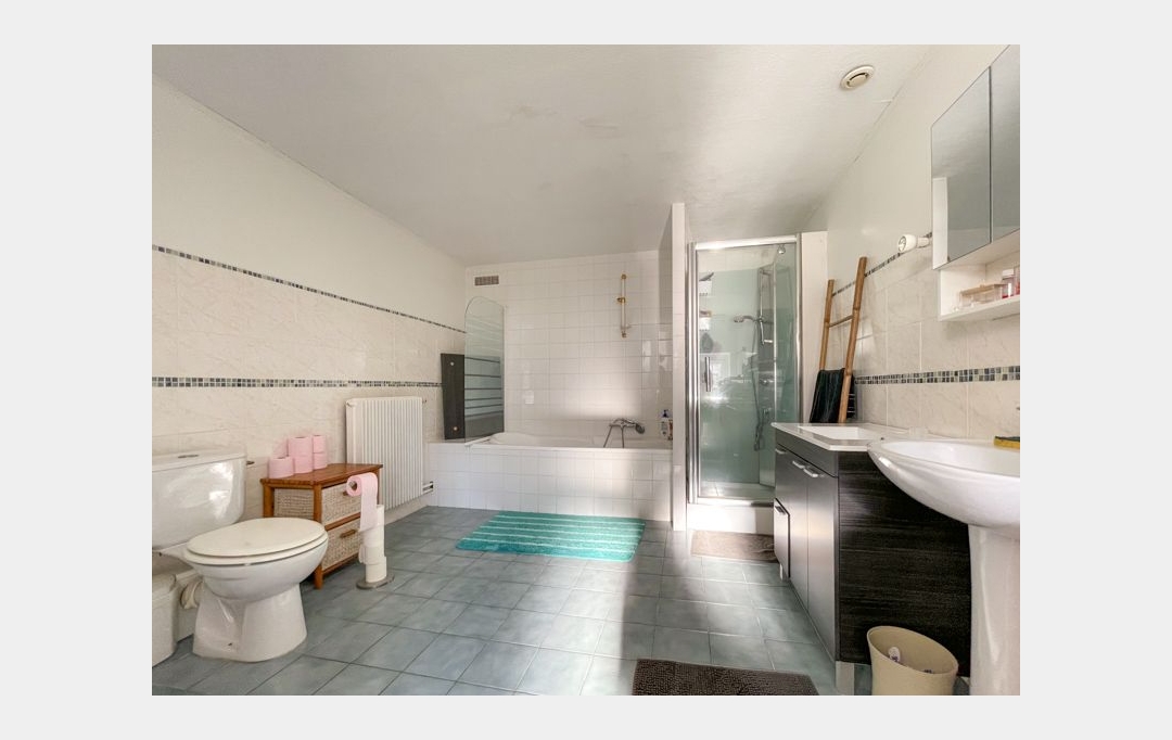 Agence Immobilière Berland Bennett : Maison / Villa | CHEF-BOUTONNE (79110) | 215 m2 | 217 700 € 