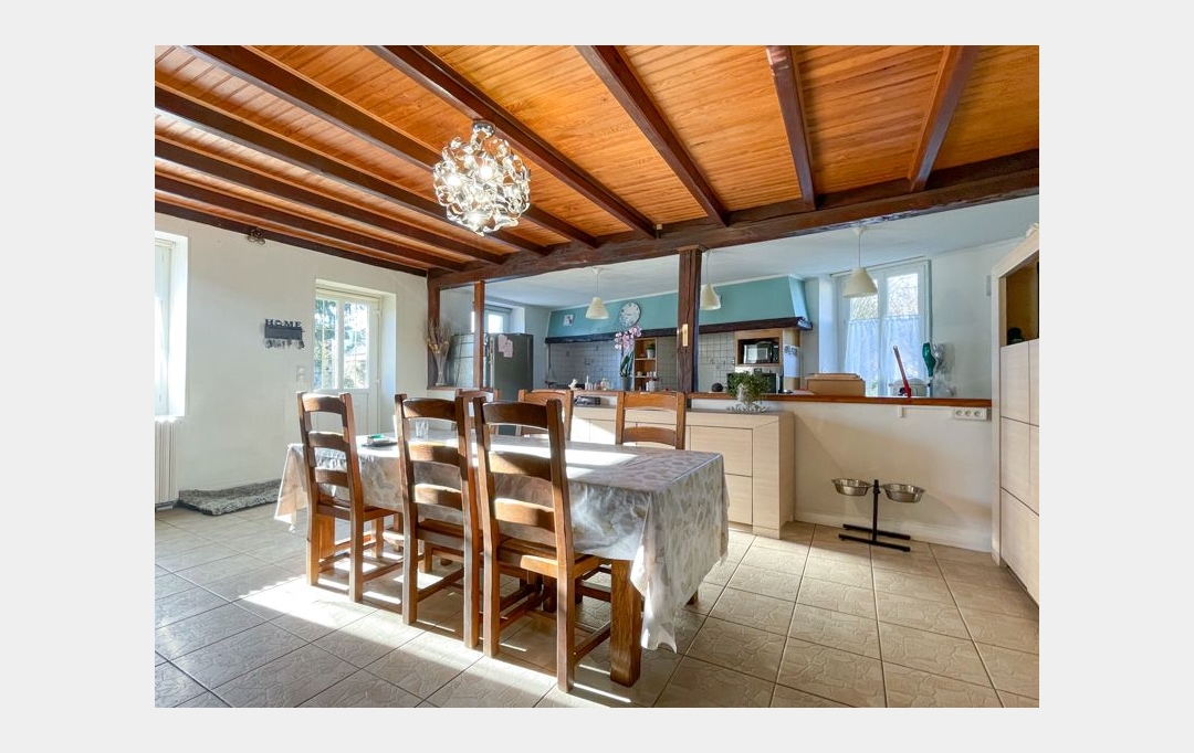 Agence Immobilière Berland Bennett : Maison / Villa | CHEF-BOUTONNE (79110) | 215 m2 | 217 700 € 