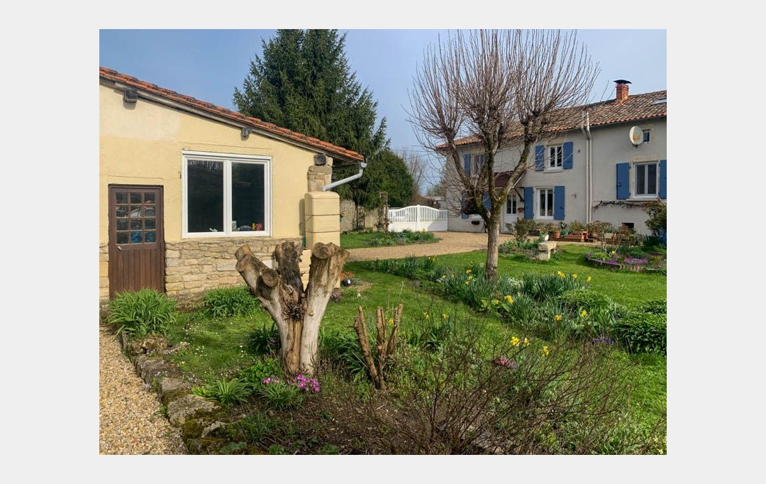 Agence Immobilière Berland Bennett : Maison / Villa | CHEF-BOUTONNE (79110) | 215 m2 | 217 700 € 