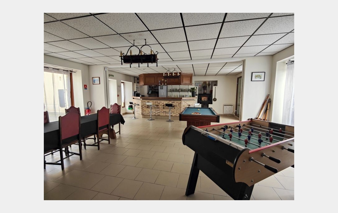 Agence Immobilière Berland Bennett : House | CHARROUX (86250) | 367 m2 | 171 600 € 