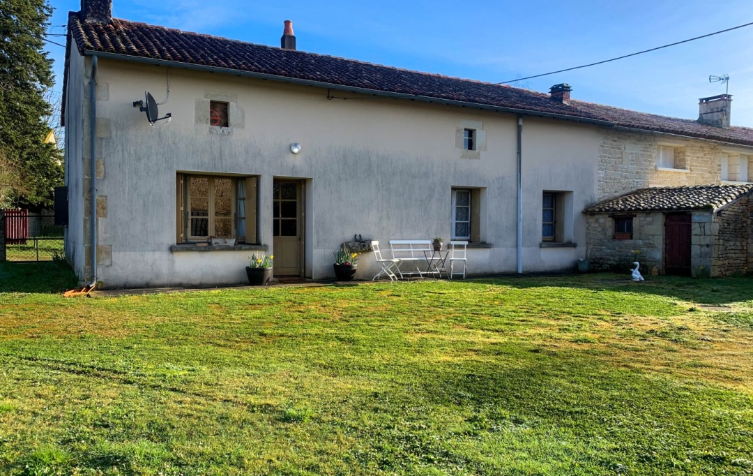 Agence Immobilière Berland Bennett : Maison / Villa | SAUZE-VAUSSAIS (79190) | 69 m2 | 103 550 € 