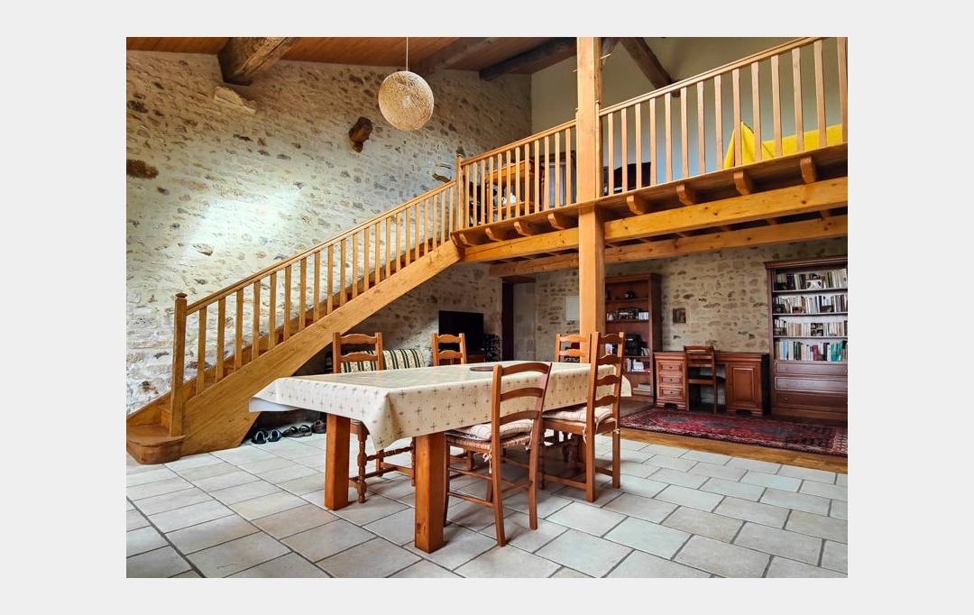 Agence Immobilière Berland Bennett : Maison / Villa | SAUZE-VAUSSAIS (79190) | 126 m2 | 139 800 € 