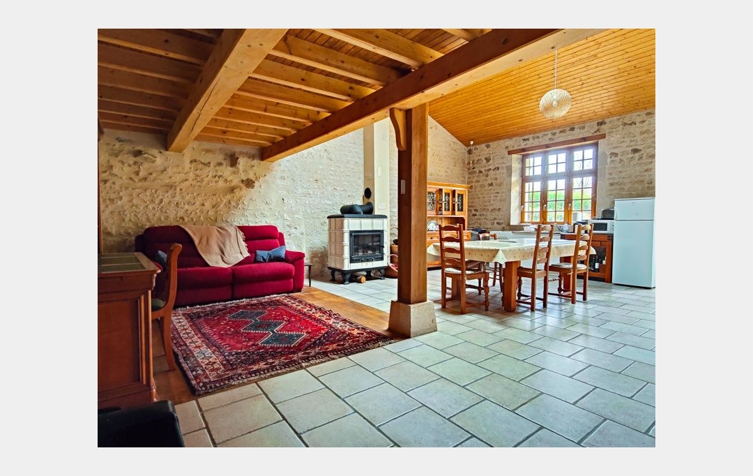 Agence Immobilière Berland Bennett : Maison / Villa | SAUZE-VAUSSAIS (79190) | 126 m2 | 139 800 € 