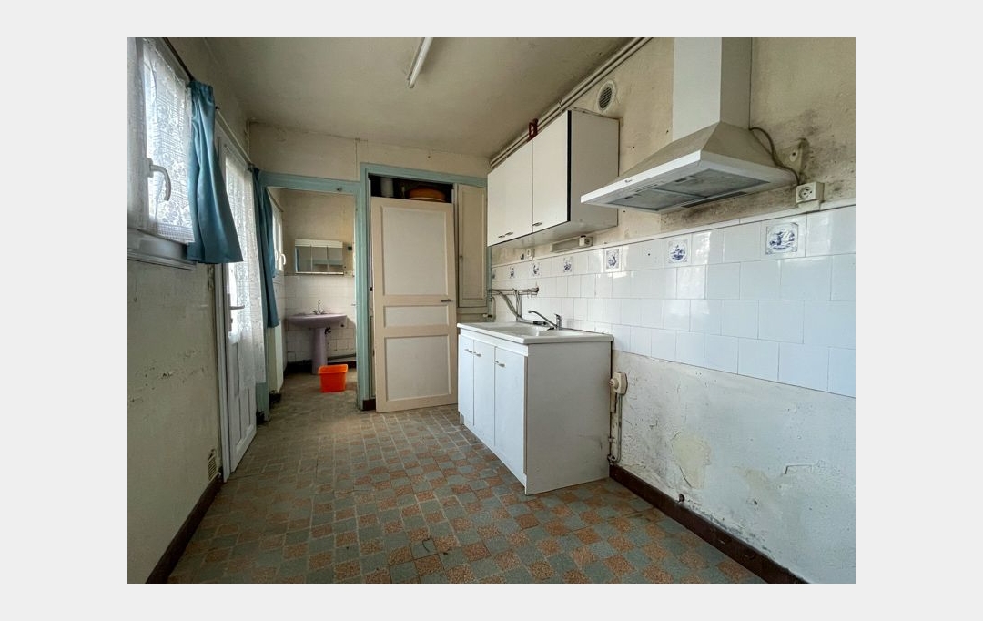 Agence Immobilière Berland Bennett : Maison / Villa | SAUZE-VAUSSAIS (79190) | 110 m2 | 82 500 € 