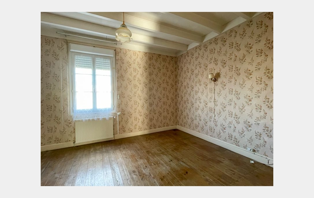 Agence Immobilière Berland Bennett : Maison / Villa | SAUZE-VAUSSAIS (79190) | 110 m2 | 82 500 € 