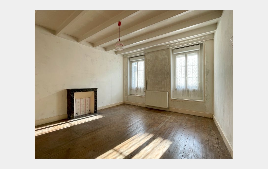 Agence Immobilière Berland Bennett : Maison / Villa | SAUZE-VAUSSAIS (79190) | 110 m2 | 82 500 € 