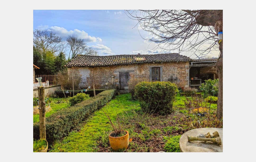 Agence Immobilière Berland Bennett : Maison / Villa | SAUZE-VAUSSAIS (79190) | 91 m2 | 64 200 € 