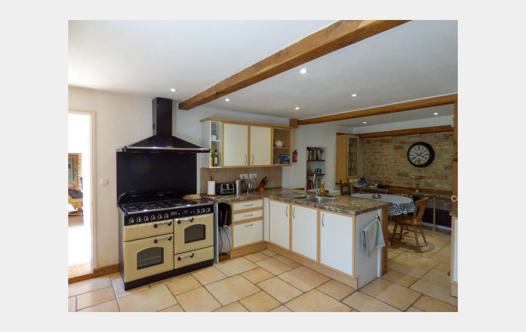 Agence Immobilière Berland Bennett : Maison / Villa | CHEF-BOUTONNE (79110) | 224 m2 | 233 640 € 