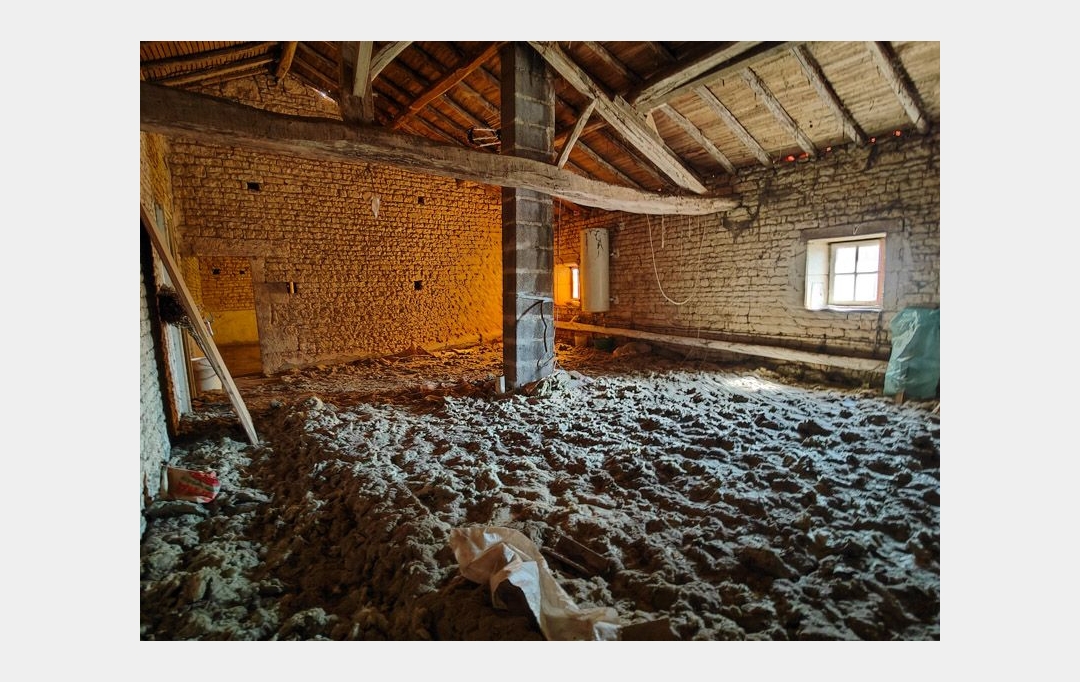 Agence Immobilière Berland Bennett : Maison / Villa | SAUZE-VAUSSAIS (79190) | 135 m2 | 109 000 € 