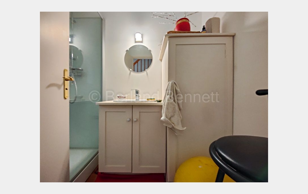 Agence Immobilière Berland Bennett : Local / Bureau | SAUZE-VAUSSAIS (79190) | 117 m2 | 88 000 € 