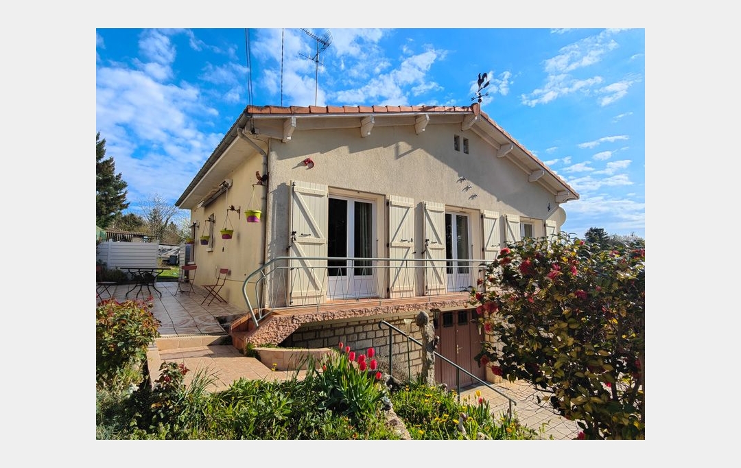 Agence Immobilière Berland Bennett : Maison / Villa | CIVRAY (86400) | 105 m2 | 119 500 € 