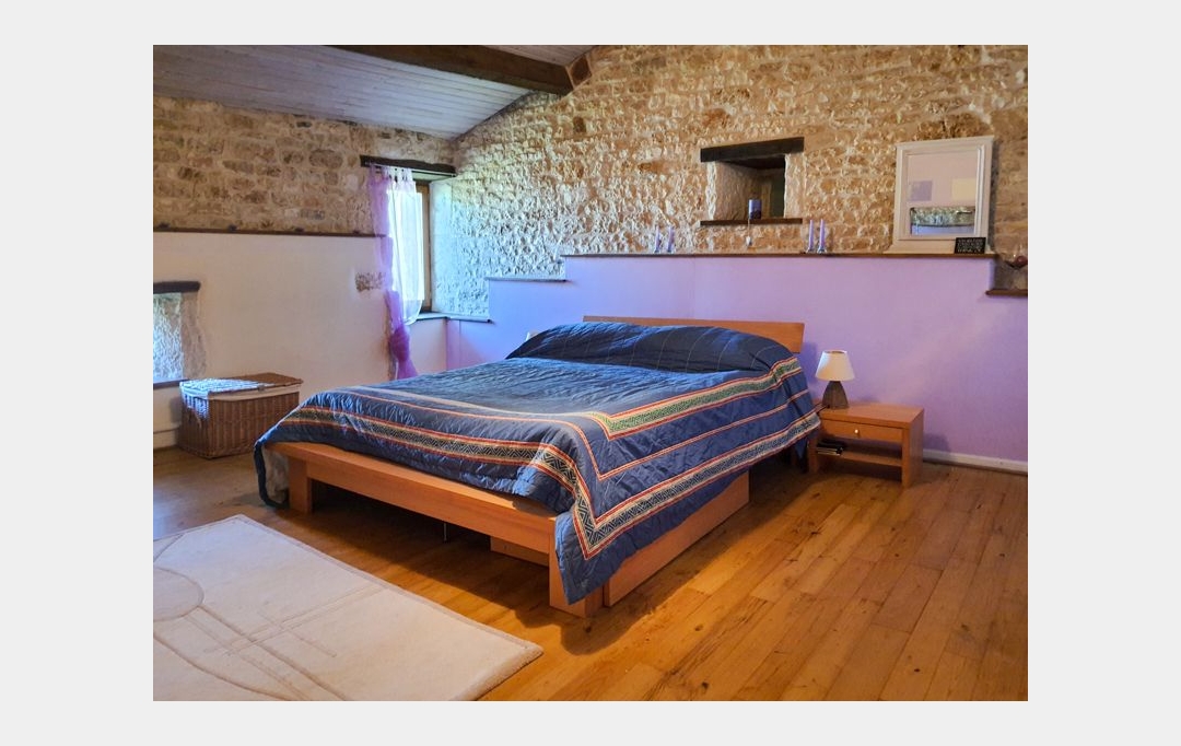 Agence Immobilière Berland Bennett : Maison / Villa | LA FORET-DE-TESSE (16240) | 190 m2 | 186 725 € 