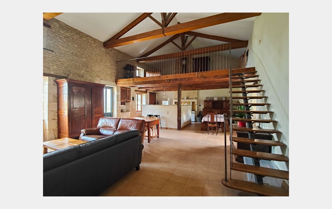 Agence Immobilière Berland Bennett : Maison / Villa | CIVRAY (86400) | 146 m2 | 223 000 € 