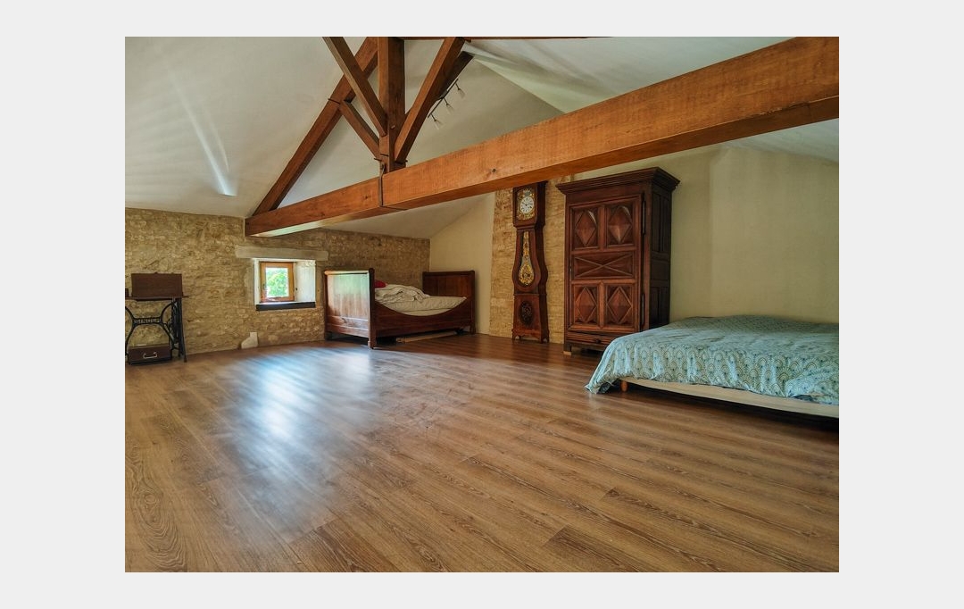 Agence Immobilière Berland Bennett : Maison / Villa | CIVRAY (86400) | 146 m2 | 223 000 € 