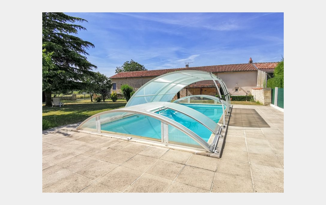 Agence Immobilière Berland Bennett : Maison / Villa | CIVRAY (86400) | 146 m2 | 223 000 € 
