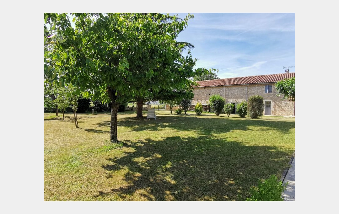 Agence Immobilière Berland Bennett : Maison / Villa | CIVRAY (86400) | 146 m2 | 223 000 € 