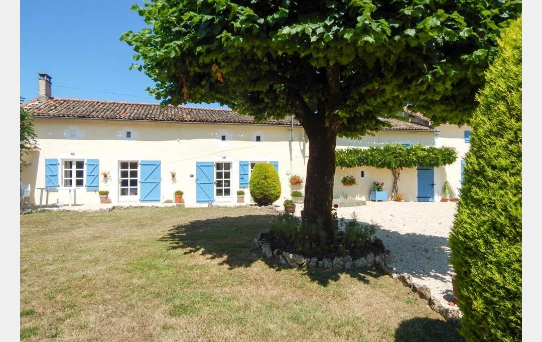 Agence Immobilière Berland Bennett : Maison / Villa | SAUZE-VAUSSAIS (79190) | 303 m2 | 379 800 € 