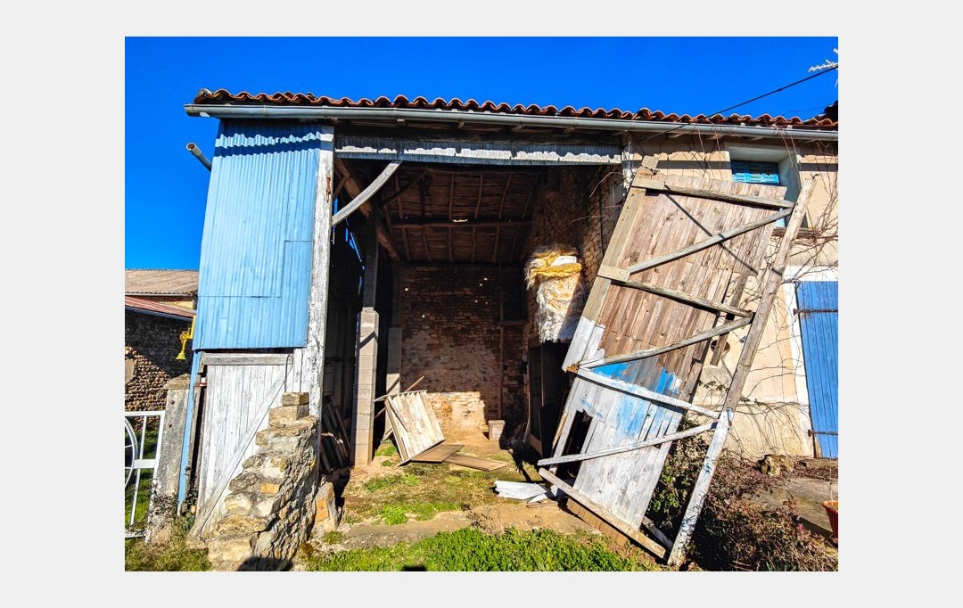 Agence Immobilière Berland Bennett : Maison / Villa | SAUZE-VAUSSAIS (79190) | 73 m2 | 28 500 € 