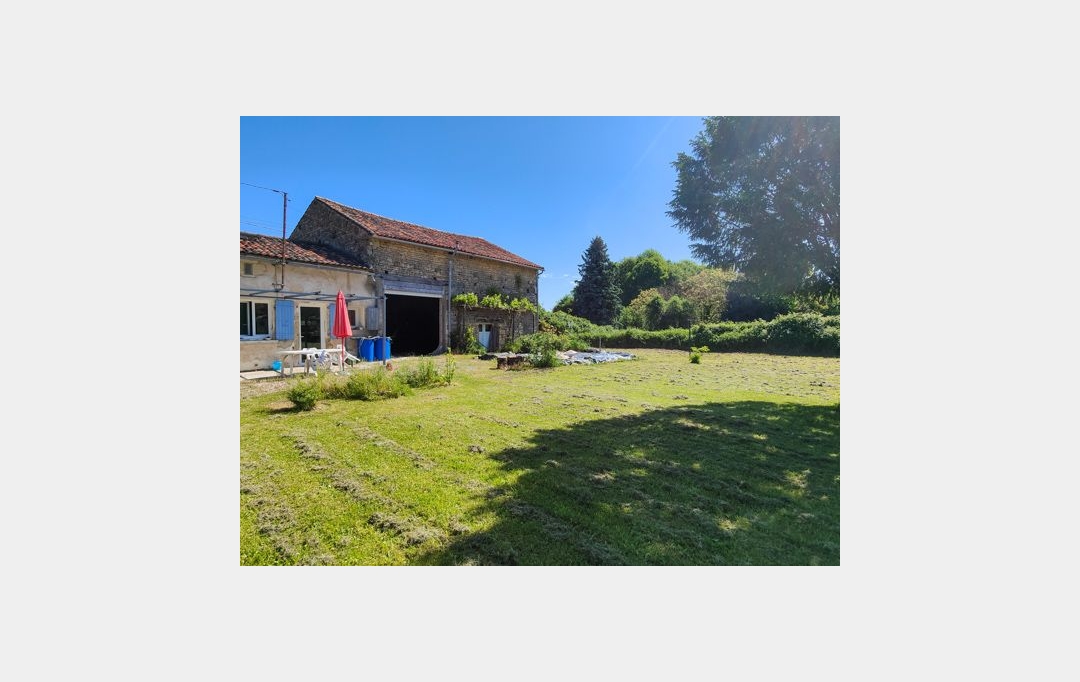 Agence Immobilière Berland Bennett : House | CHEF-BOUTONNE (79110) | 135 m2 | 129 600 € 