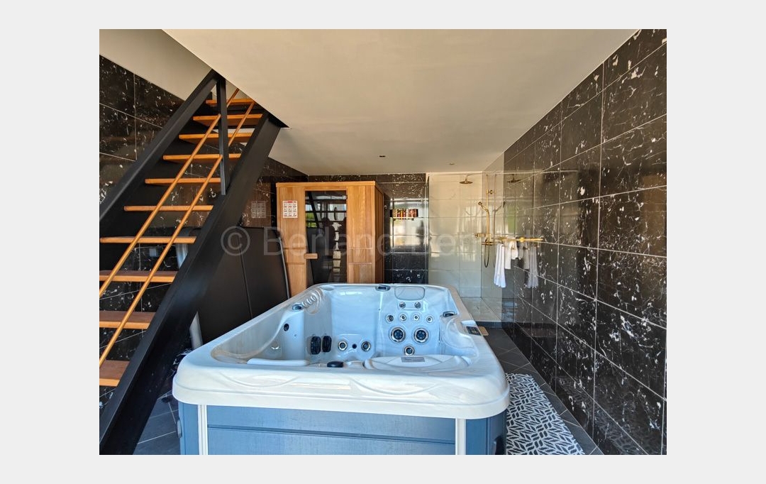 Agence Immobilière Berland Bennett : Maison / Villa | MESSE (79120) | 211 m2 | 349 000 € 