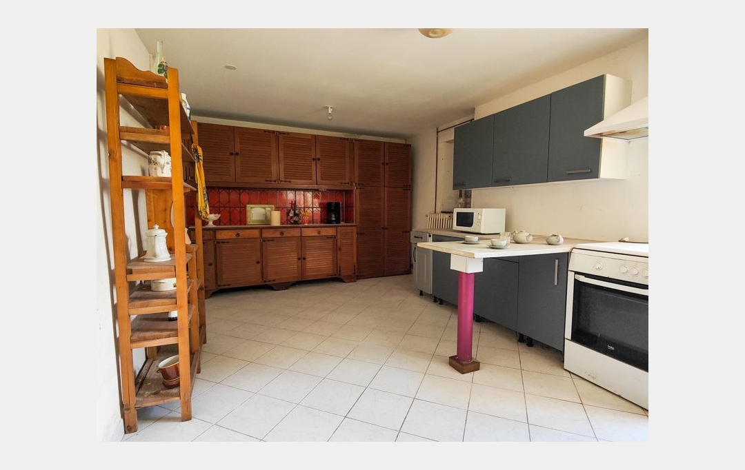 Agence Immobilière Berland Bennett : Maison / Villa | LEZAY (79120) | 204 m2 | 144 800 € 