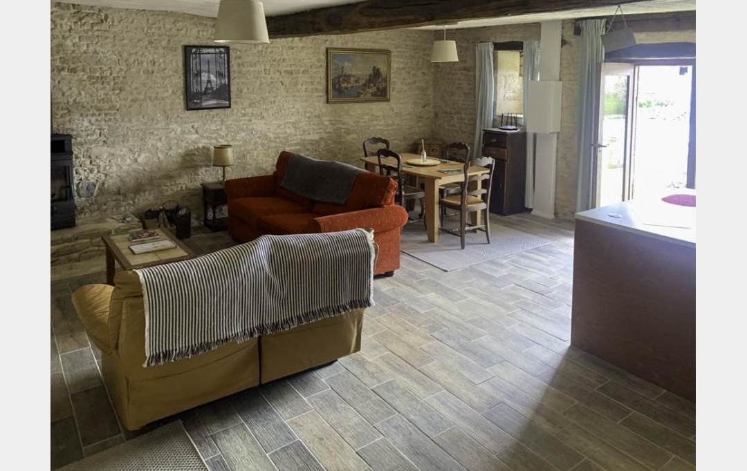 Agence Immobilière Berland Bennett : Maison / Villa | SAUZE-VAUSSAIS (79190) | 439 m2 | 390 350 € 