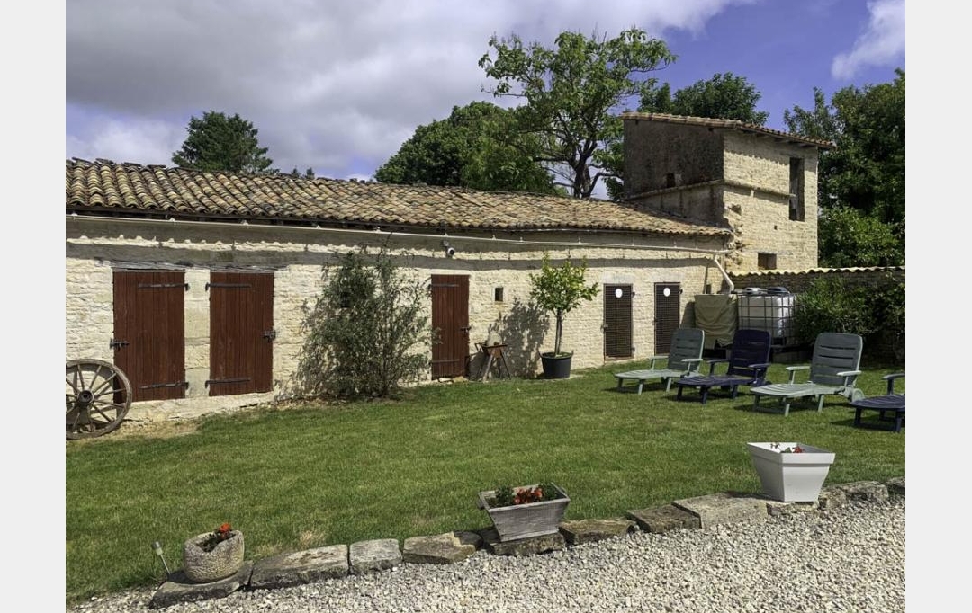 Agence Immobilière Berland Bennett : Maison / Villa | SAUZE-VAUSSAIS (79190) | 439 m2 | 390 350 € 