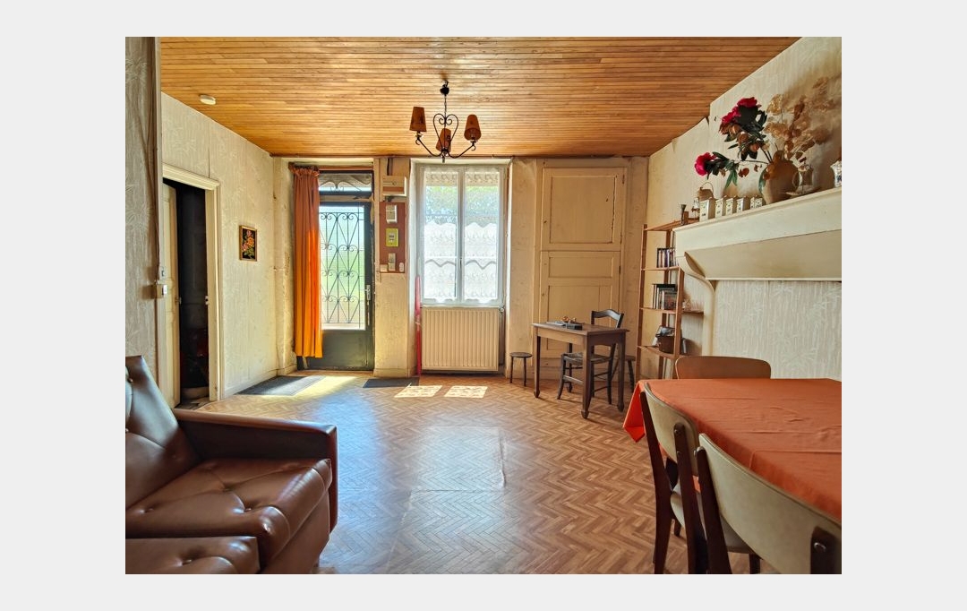 Agence Immobilière Berland Bennett : Maison / Villa | SAUZE-VAUSSAIS (79190) | 95 m2 | 71 955 € 