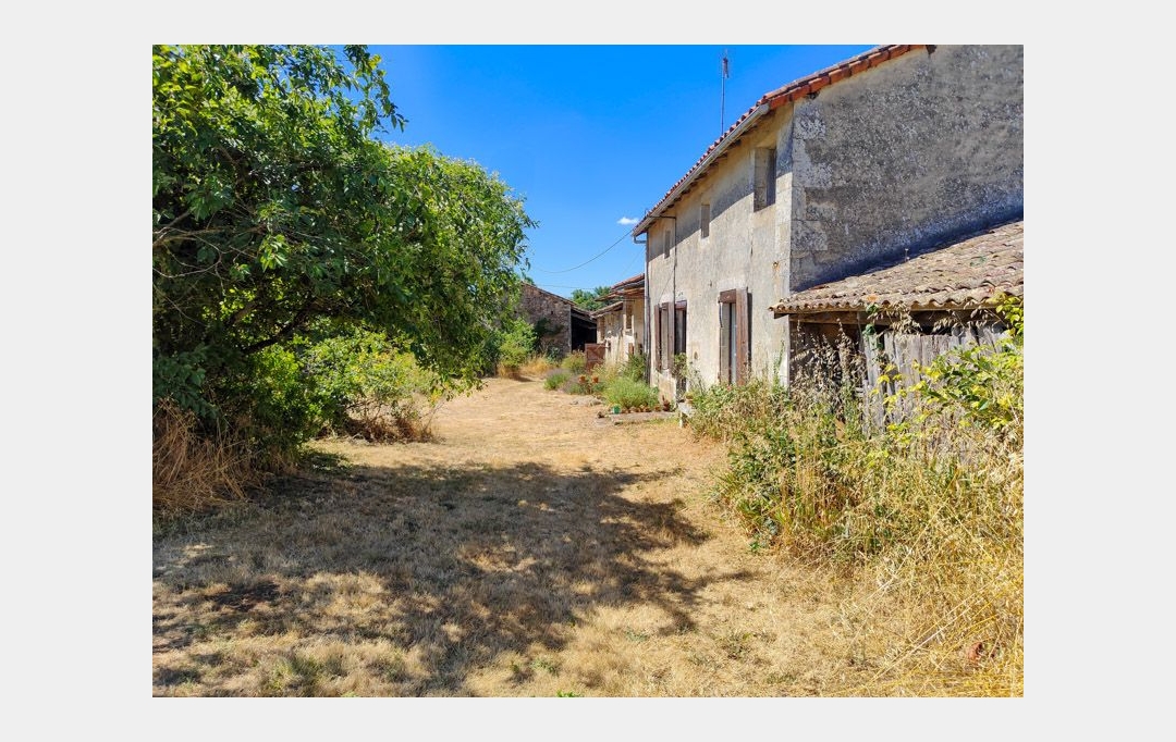 Agence Immobilière Berland Bennett : Maison / Villa | SAUZE-VAUSSAIS (79190) | 95 m2 | 71 955 € 