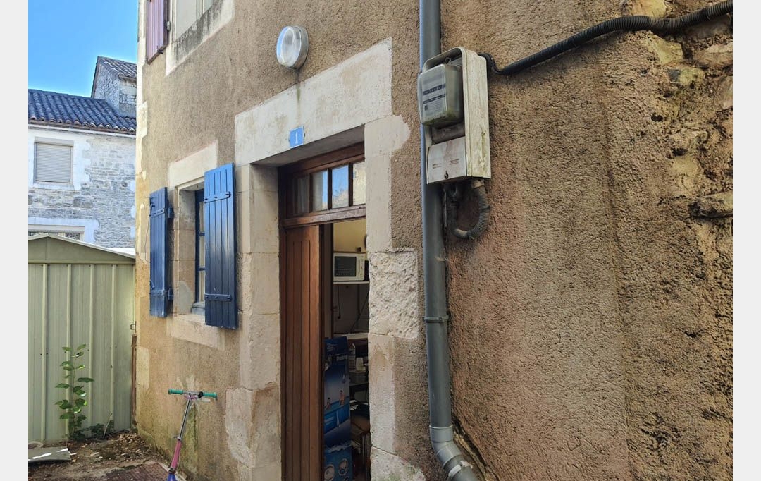 Agence Immobilière Berland Bennett : Maison / Villa | SAUZE-VAUSSAIS (79190) | 45 m2 | 39 950 € 