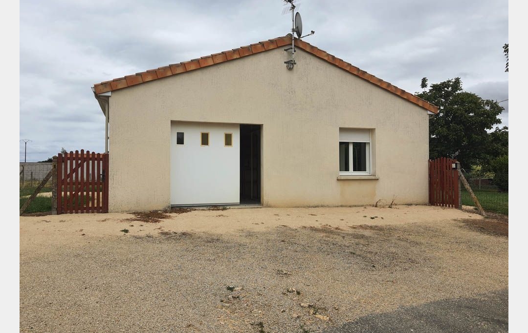 Agence Immobilière Berland Bennett : Maison / Villa | SAUZE-VAUSSAIS (79190) | 95 m2 | 155 000 € 