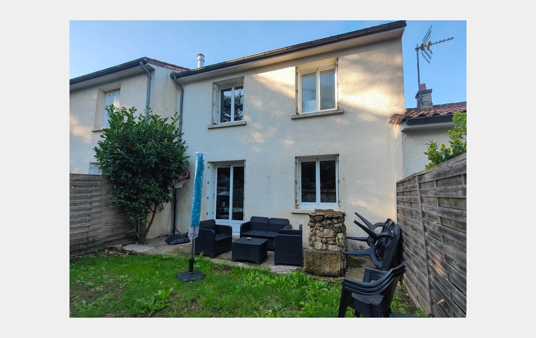 Agence Immobilière Berland Bennett : Maison / Villa | SAUZE-VAUSSAIS (79190) | 80 m2 | 82 500 € 