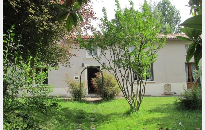 Agence Immobilière Berland Bennett : Maison / Villa | MELLE (79500) | 148 m2 | 109 000 € 