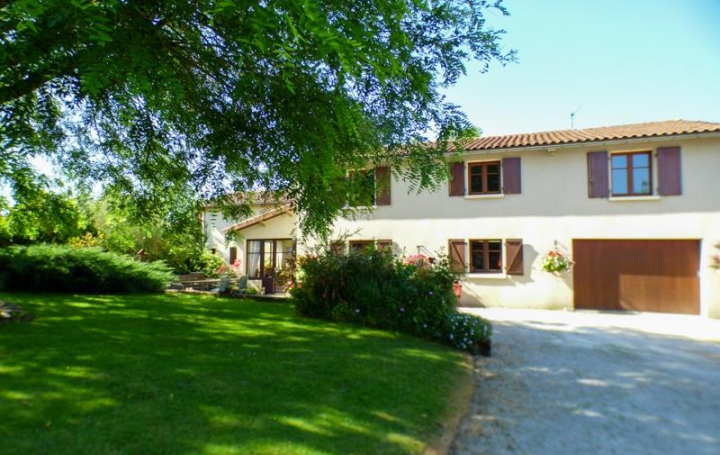 Agence Immobilière Berland Bennett : Maison / Villa | CHEF-BOUTONNE (79110) | 201 m2 | 165 850 € 