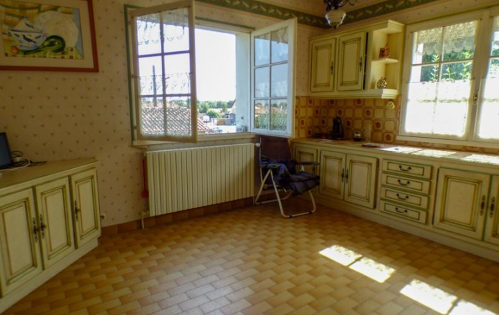 Agence Immobilière Berland Bennett : Maison / Villa | CHEF-BOUTONNE (79110) | 134 m2 | 124 545 € 