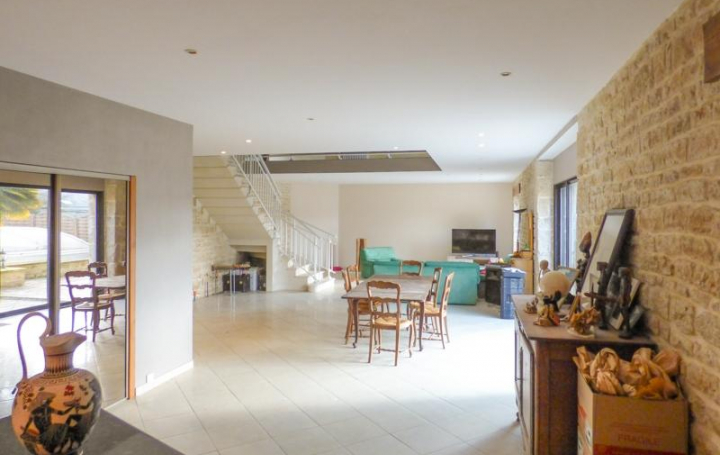 Agence Immobilière Berland Bennett : Maison / Villa | SAUZE-VAUSSAIS (79190) | 222 m2 | 160 950 € 