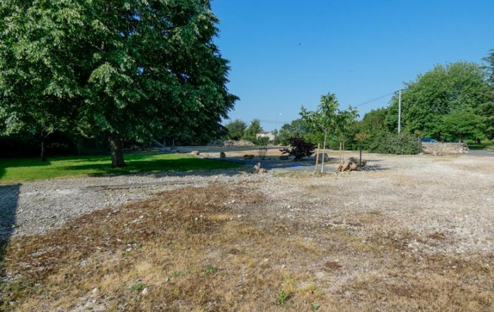 Agence Immobilière Berland Bennett : Maison / Villa | LEZAY (79120) | 130 m2 | 82 500 € 