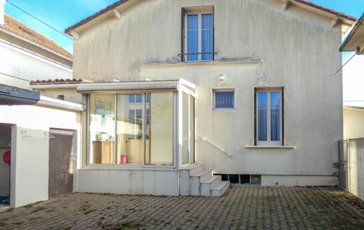 Agence Immobilière Berland Bennett : Maison / Villa | SAUZE-VAUSSAIS (79190) | 118 m2 | 103 550 € 