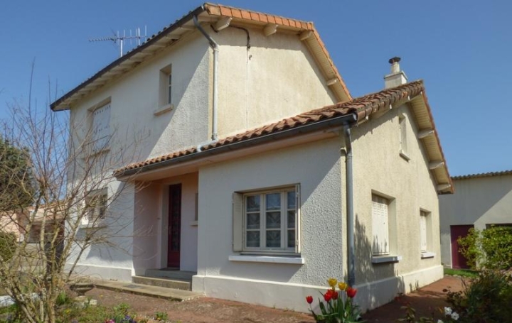 Agence Immobilière Berland Bennett : Maison / Villa | SAUZE-VAUSSAIS (79190) | 107 m2 | 88 000 € 