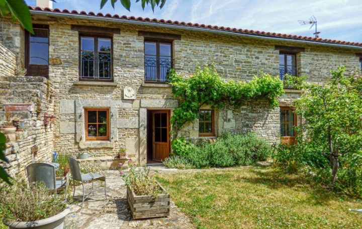Maison SAUZE-VAUSSAIS 275 m2 197 390 € Maison SAUZE-VAUSSAIS 275 m2 197 390 €
