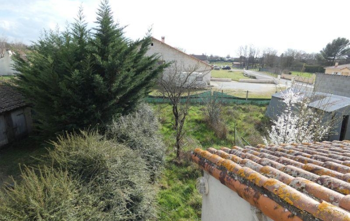 Agence Immobilière Berland Bennett : Maison / Villa | SAUZE-VAUSSAIS (79190) | 205 m2 | 109 000 € 