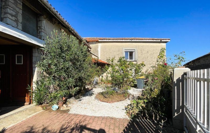  Agence Immobilière Berland Bennett Maison / Villa | RUFFEC (16700) | 126 m2 | 99 800 € 