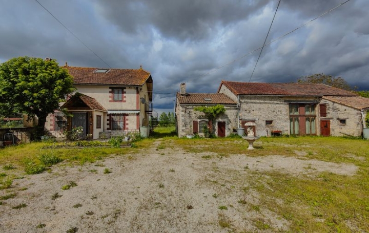 Maison CHAUNAY 308 m2 285 900 € Maison CHAUNAY 308 m2 285 900 €