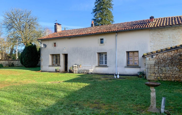 Maison SAUZE-VAUSSAIS 69 m2 103 550 € Maison SAUZE-VAUSSAIS 69 m2 103 550 €