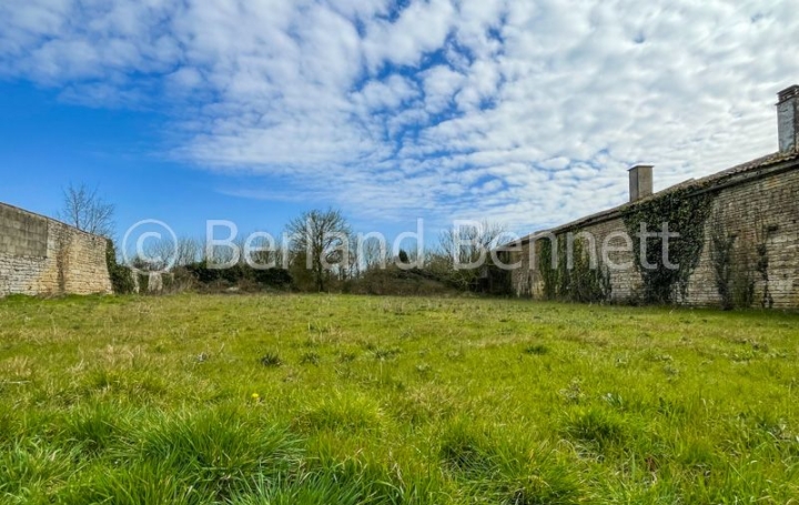  Agence Immobilière Berland Bennett Terrain | CHEF-BOUTONNE (79110) | 0 m2 | 18 500 € 