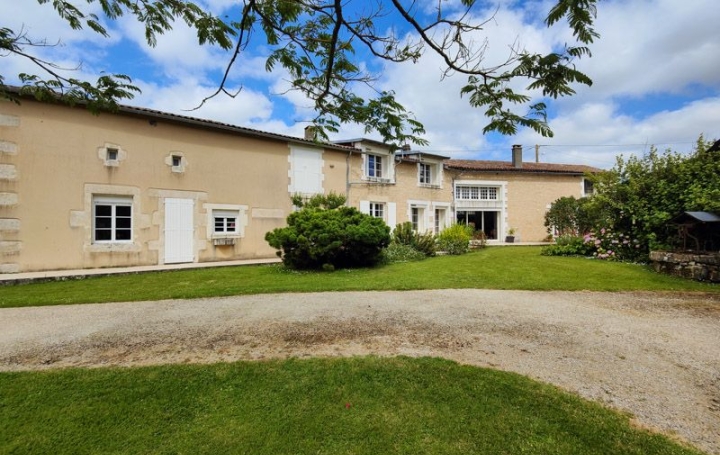  Agence Immobilière Berland Bennett Maison / Villa | CIVRAY (86400) | 260 m2 | 265 000 € 