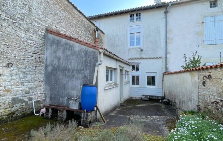  Agence Immobilière Berland Bennett Maison / Villa | SAUZE-VAUSSAIS (79190) | 110 m2 | 82 500 € 
